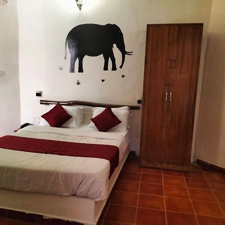 The Country Club Wildlife Resorts Bandipūr Esterno foto