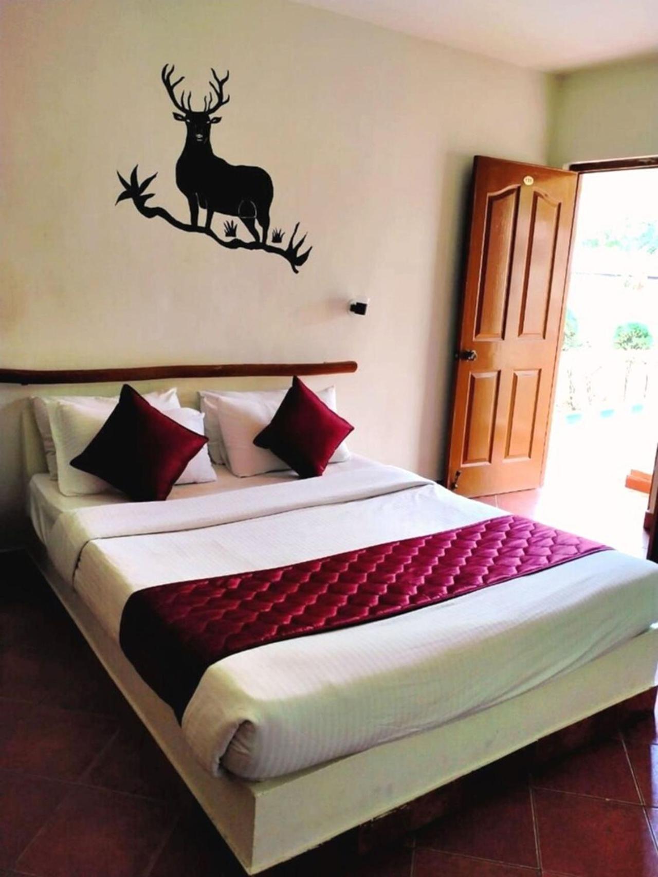 The Country Club Wildlife Resorts Bandipūr Esterno foto